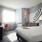 Hotel Ibis Styles Toulon Sur La Seyne-sur-Mer