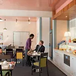 Hotel Ibis Styles Toulon Sur 3*