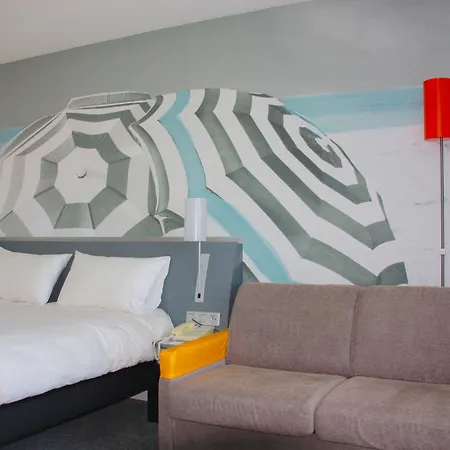 Ibis Styles Toulon Sur 3*