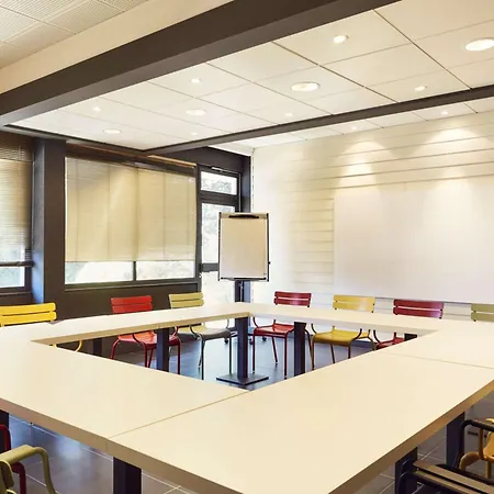 Ibis Styles Toulon Sur Hotel