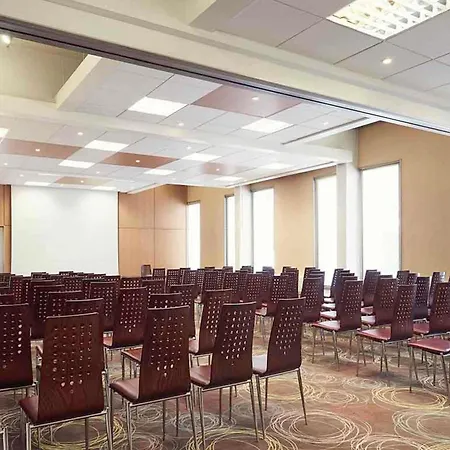 Ibis Styles Toulon Sur 3* La Seyne-sur-Mer