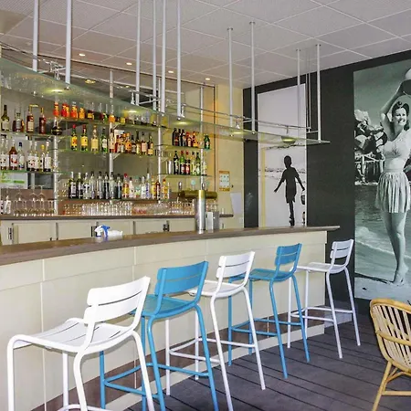 Hotel Ibis Styles Toulon Sur 3*