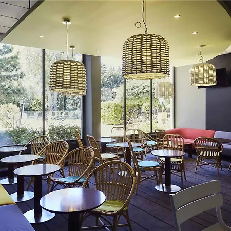 Ibis Styles Toulon Sur Hotel 3*