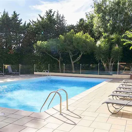 Ibis Styles Toulon Sur La Seyne-sur-Mer