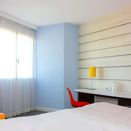 Hotel Ibis Styles Toulon Sur