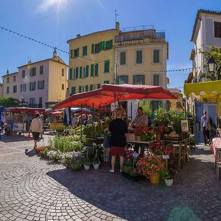 Ibis Styles Toulon Sur فندق لا سين سور مير