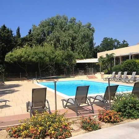 Ibis Styles Toulon Sur Hotel La Seyne-sur-Mer