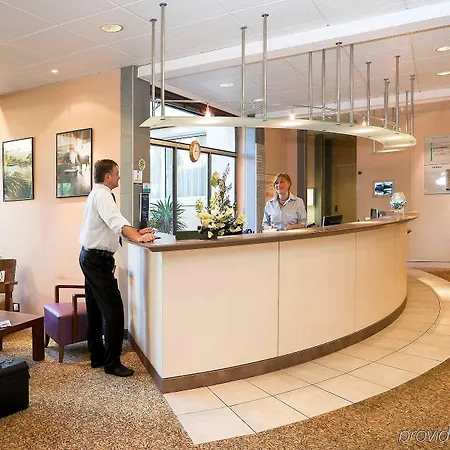 Hotel Ibis Styles Toulon Sur 3*