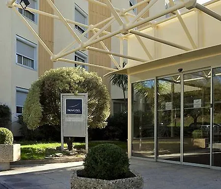 Ibis Styles Toulon Sur فندق لا سين سور مير